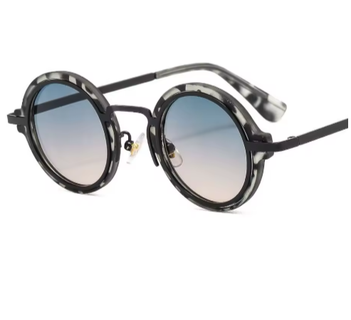 SpectrumVision™ – Unisex Color Pop Sunglasses